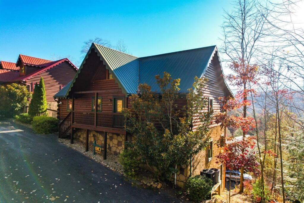 Spacious Smokies Cabin - Hot Tub With Mountain Views 蓋特林堡 外观 照片