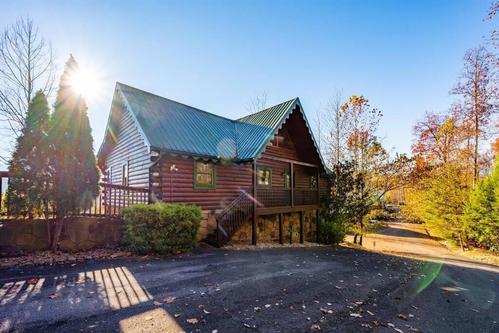 Spacious Smokies Cabin - Hot Tub With Mountain Views 蓋特林堡 外观 照片